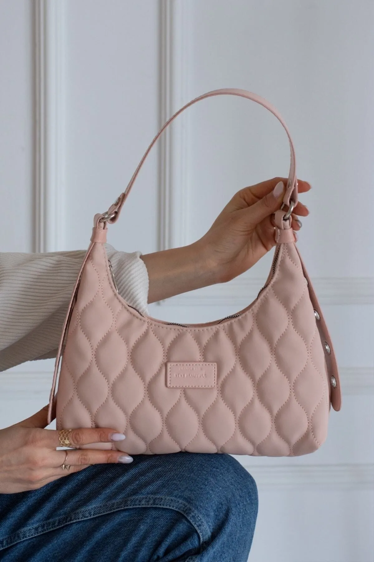 Kadın Pudra Kapitone Desenli Baget El Ve Omuz Çantası